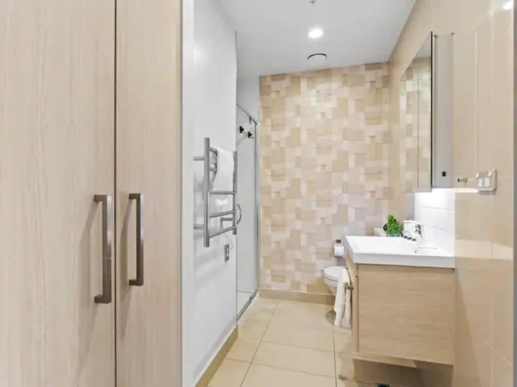 Stunning Apartment Amazing View Near Sky Tower Auckland Bagian luar foto